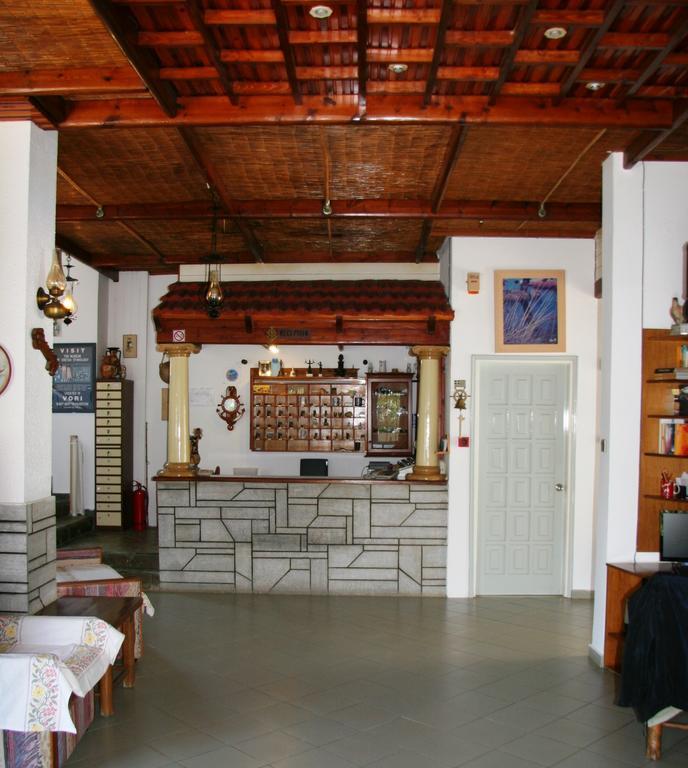 Armonia Hotel Матала Экстерьер фото