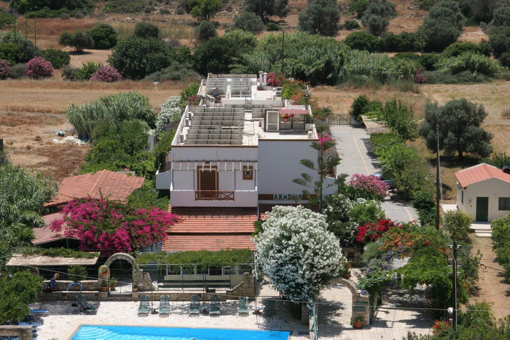 Armonia Hotel Матала Экстерьер фото